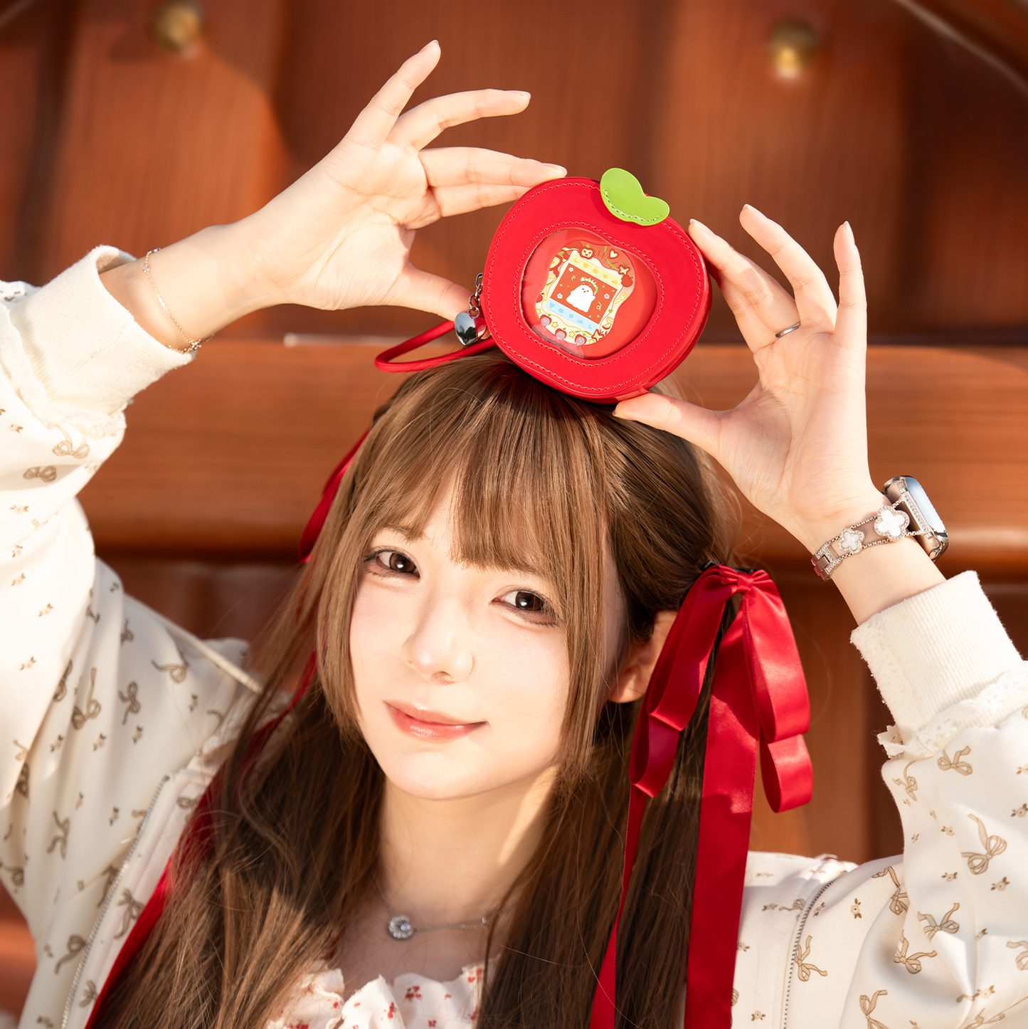 BUBBLELOGUS Apple House Carrying Case For Tamagotchi Paradise/uni